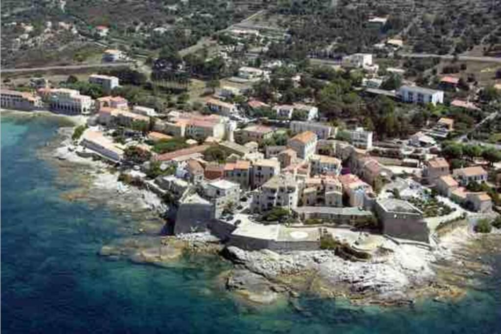 Studio tout équipé de 27m2, à 100m de la mer, et 500m des commerces Algajola (Corsica) Exterior foto